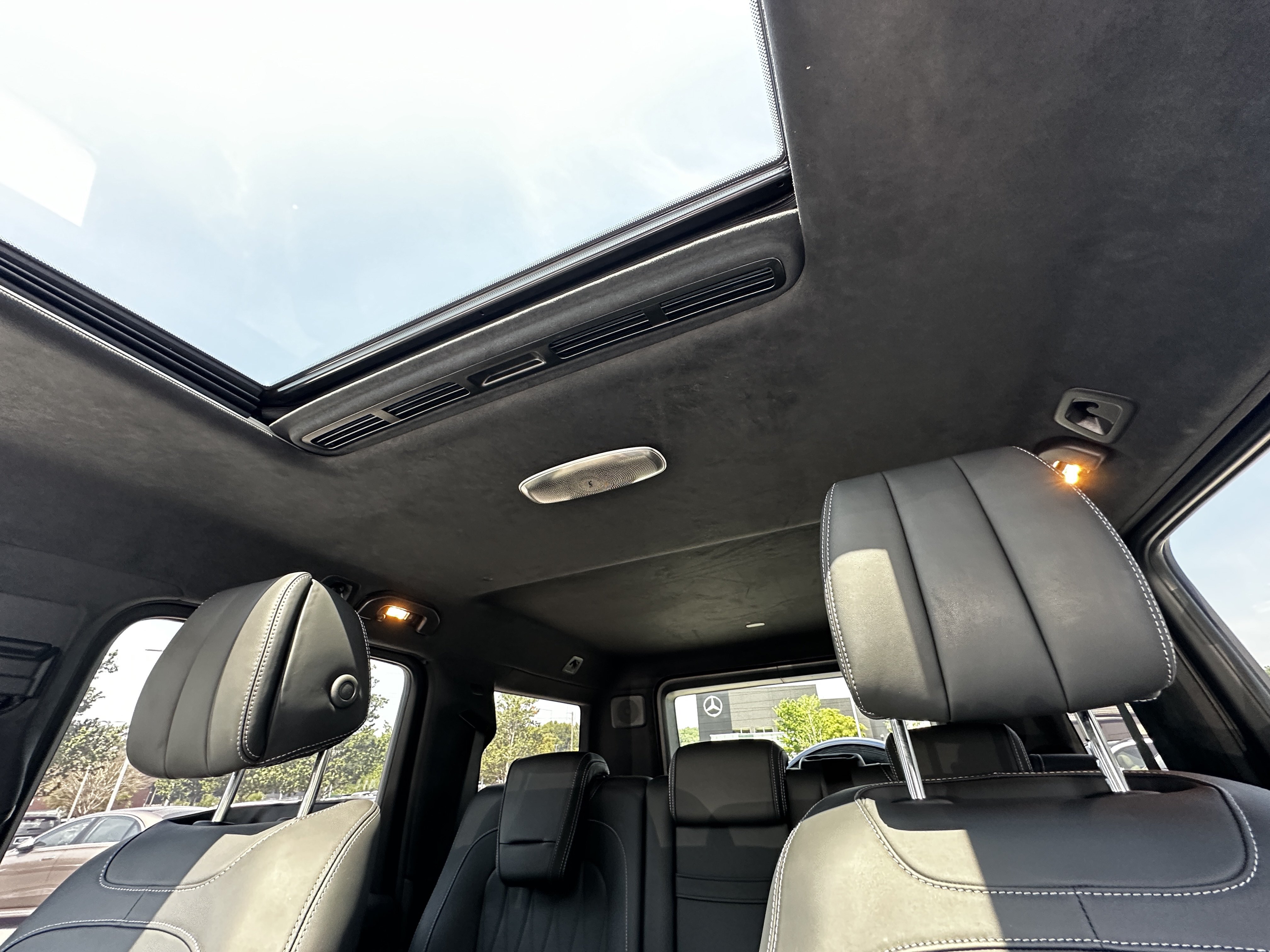 Certified Used 2025 Blue Mercedes-Benz G 550 image 34