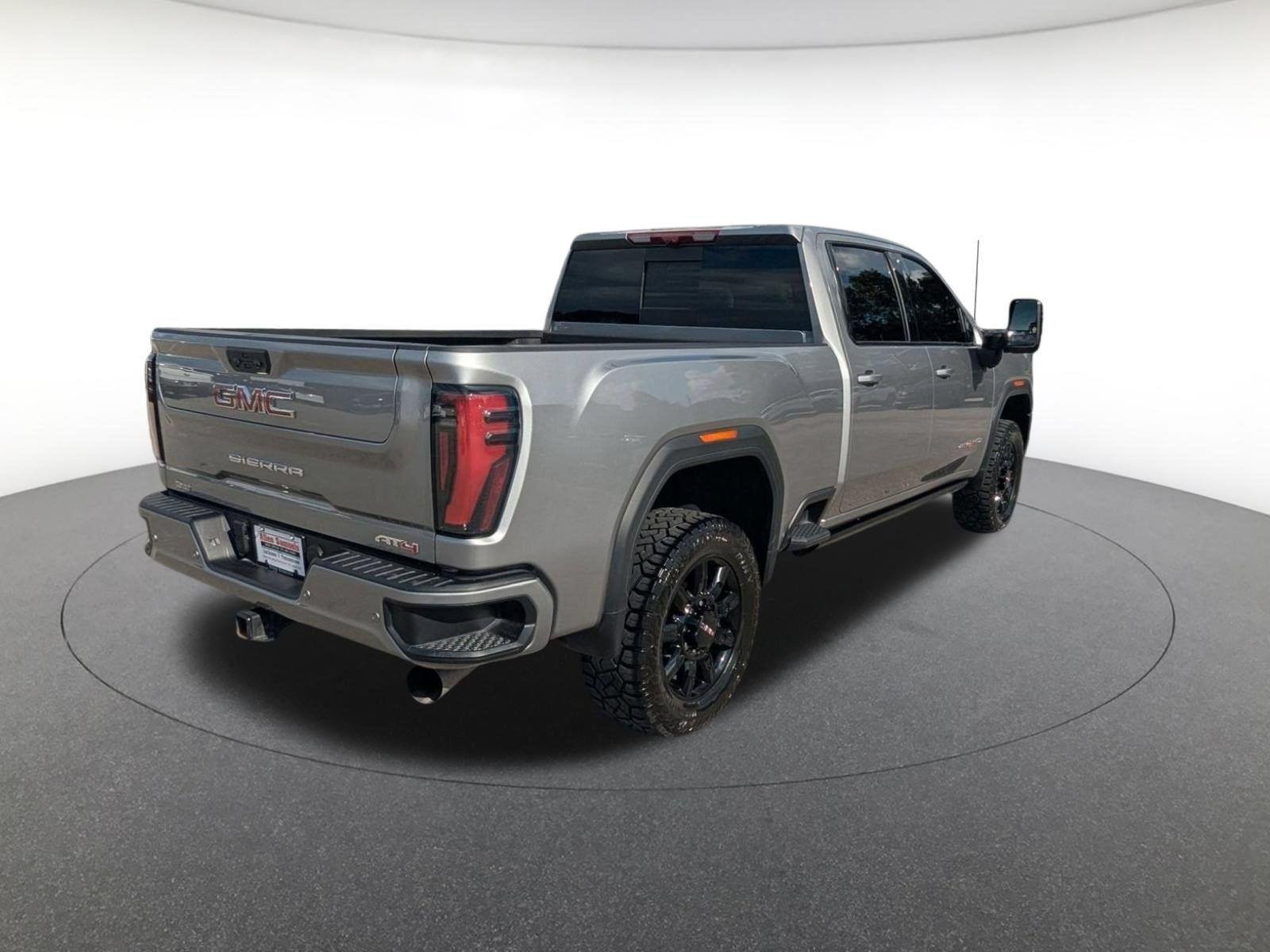 Used 2026 Sterling Metallic GMC AT4 image 4