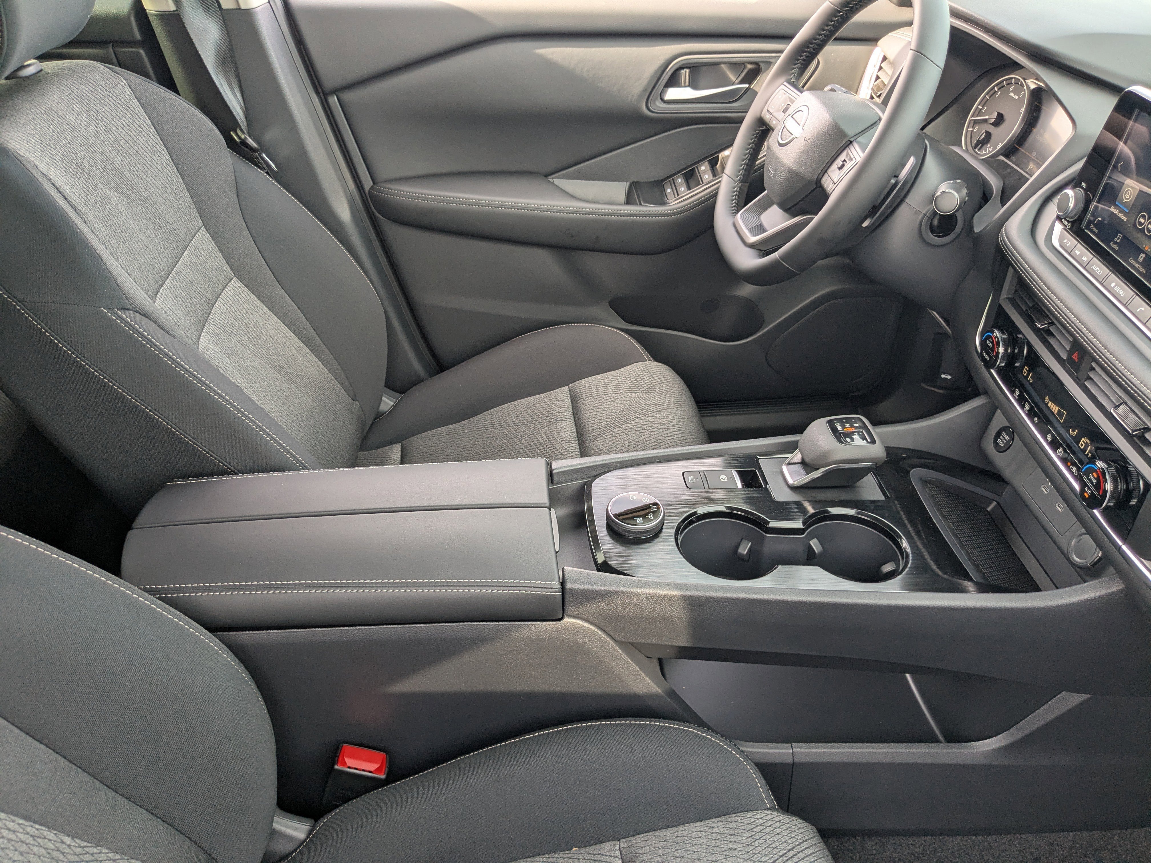 New 2026 Everest White Pearl Tricoat Nissan SV image 26