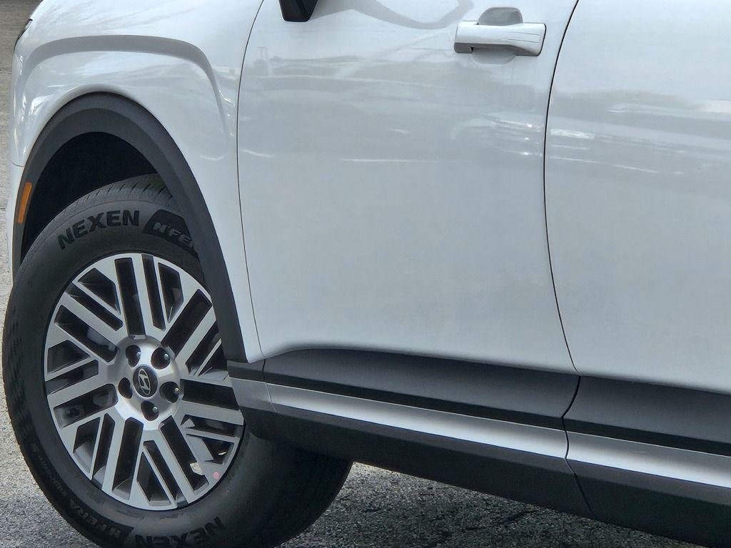 New 2026 White Hyundai SEL AWD image 20