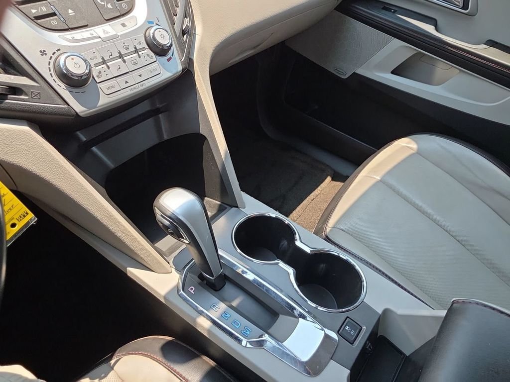 Used 2011 Silver Chevrolet LT image 20