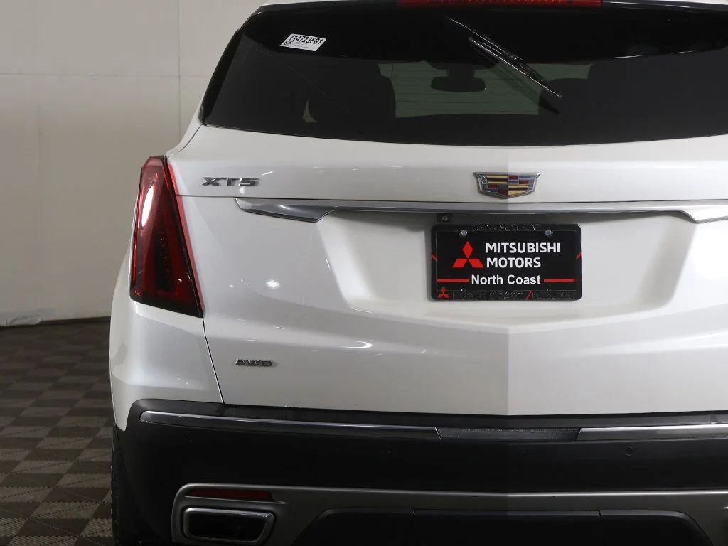 Used 2023 White Cadillac Premium Luxury image 17