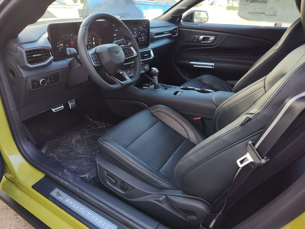 2025 Ford Mustang GT Premium Fastback - Photo 11