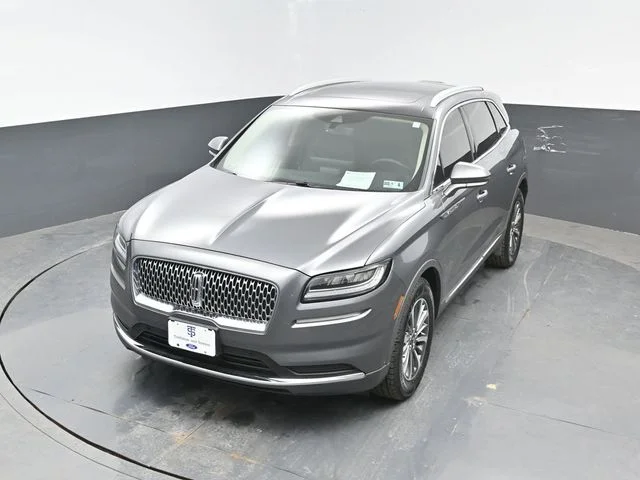 Used 2022 Gray Metallic Lincoln Reserve image 20