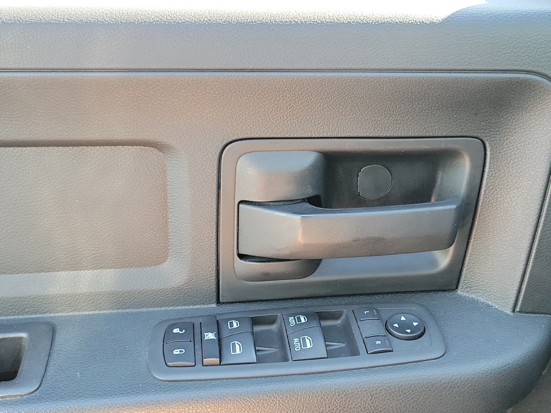 Certified Used 2020 White Ram Tradesman image 13