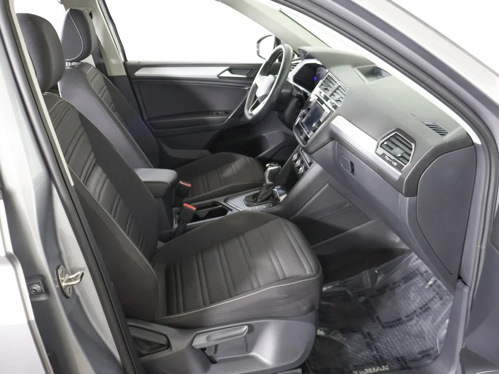 Used 2024 Silver Metallic Volkswagen 2.0T S image 32