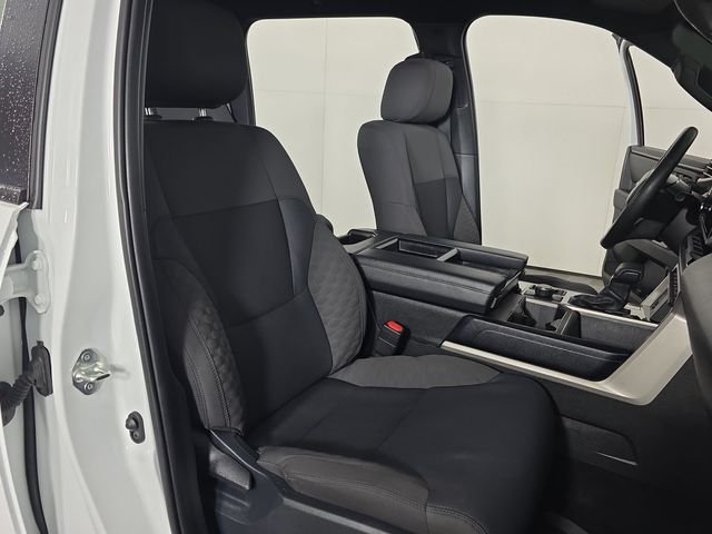 Used 2025 Ice Toyota SR5 image 32