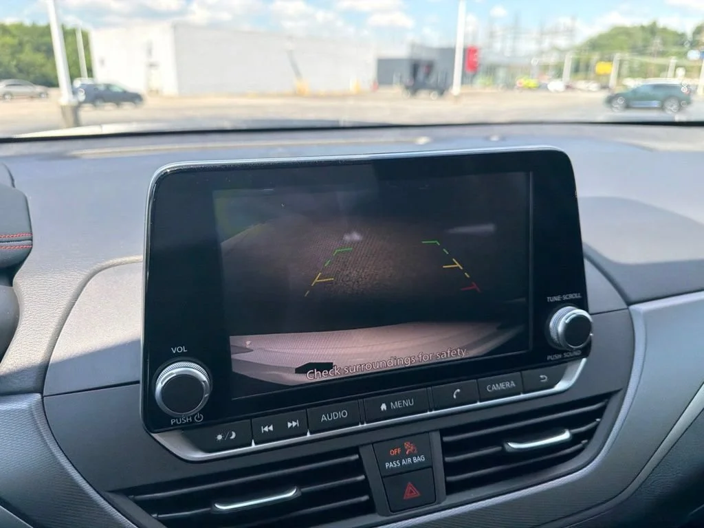 Used 2025 Gray Nissan SR image 20