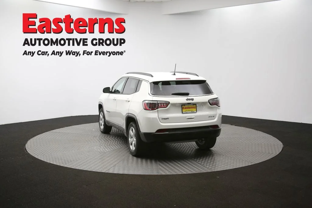 Used 2019 White Jeep Latitude image 65