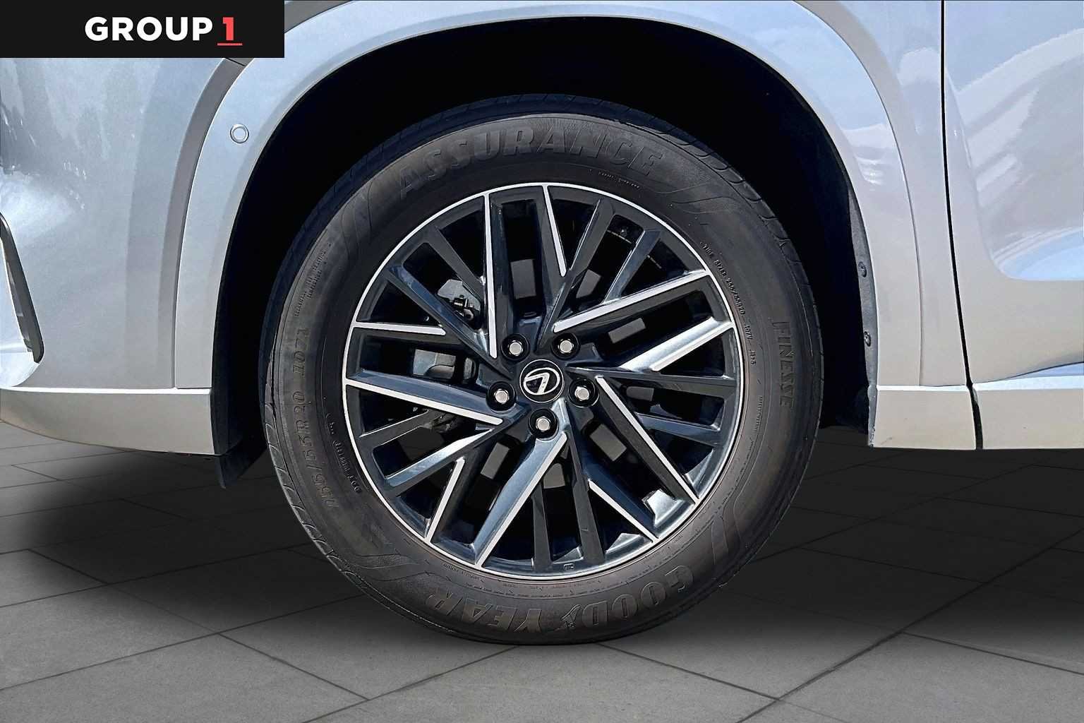 Certified Used 2025 CELESTIAL SILVER Lexus Premium image 9