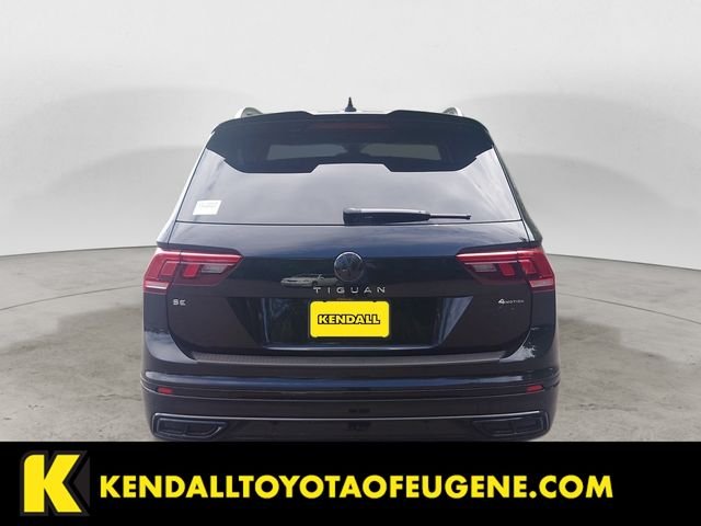 Used 2023 Black Volkswagen 2.0T SE R-Line Black image 4