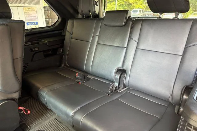 Certified Used 2023 WIND CHILL PEARL* Toyota  image 18