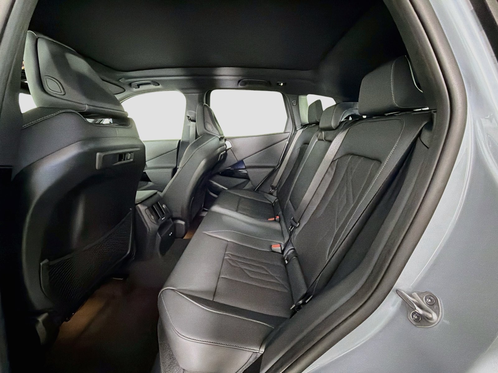 New 2026 Brooklyn Grey Metallic BMW 30 xDrive image 23