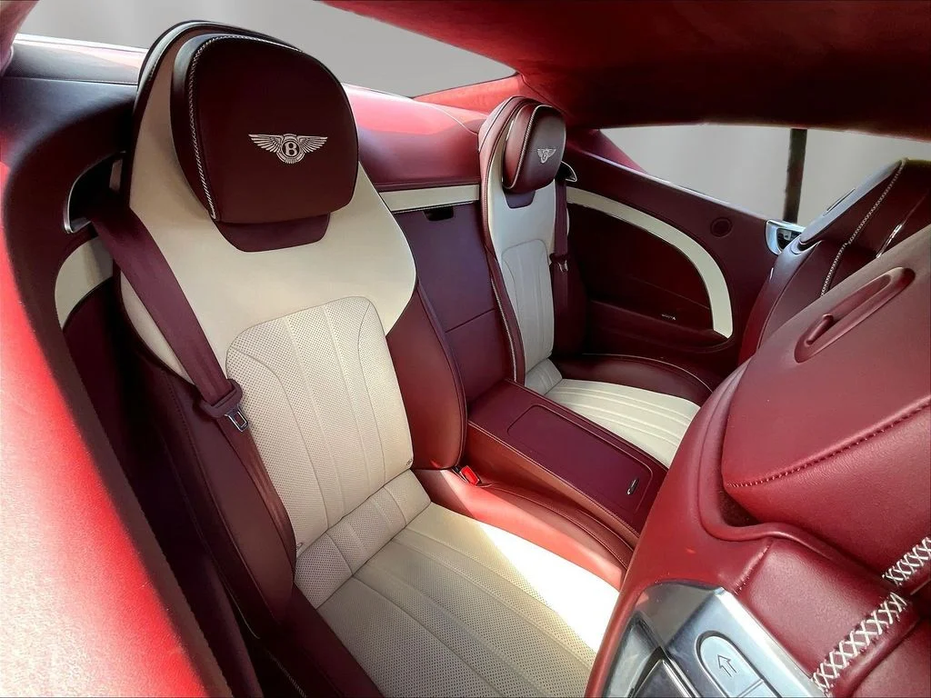Used 2021 Cricket Ball Bentley V8 image 25