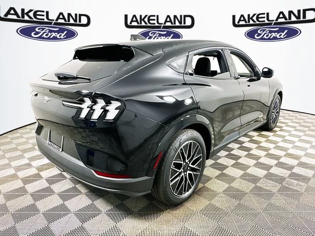 New 2026 Black Ford Premium image 4