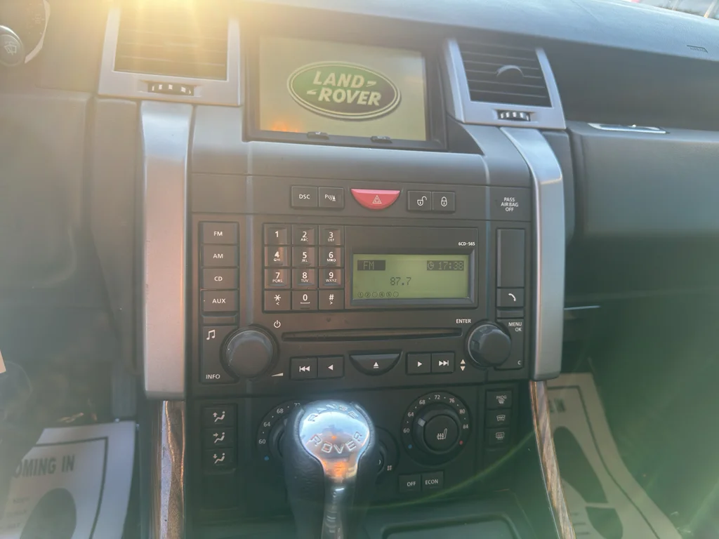 Used 2008 Java Black Land Rover HSE image 17