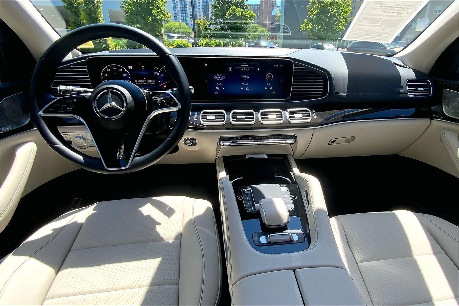 Used 2025 Polar White Mercedes-Benz GLS 450 image 15