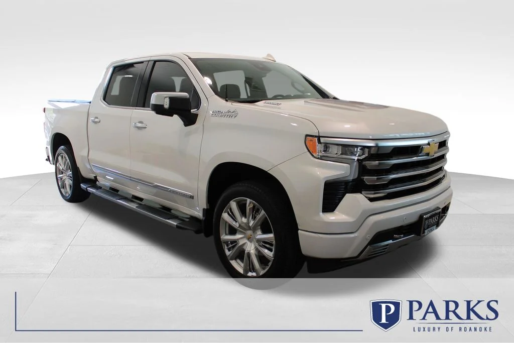 Used 2024 Pearl Chevrolet High Country image 1