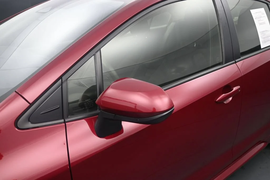 2025 Toyota Corolla LE - Photo 12