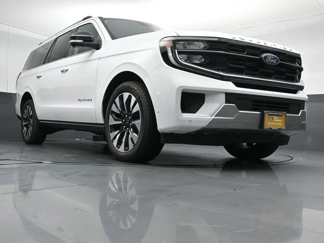 Certified Used 2025 Oxford White Ford Platinum image 35