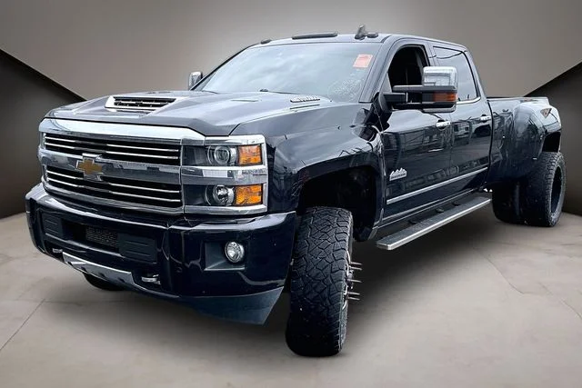 2017 Chevrolet Silverado HD High Country 4WD Crew Cab Long Box SRW's photo