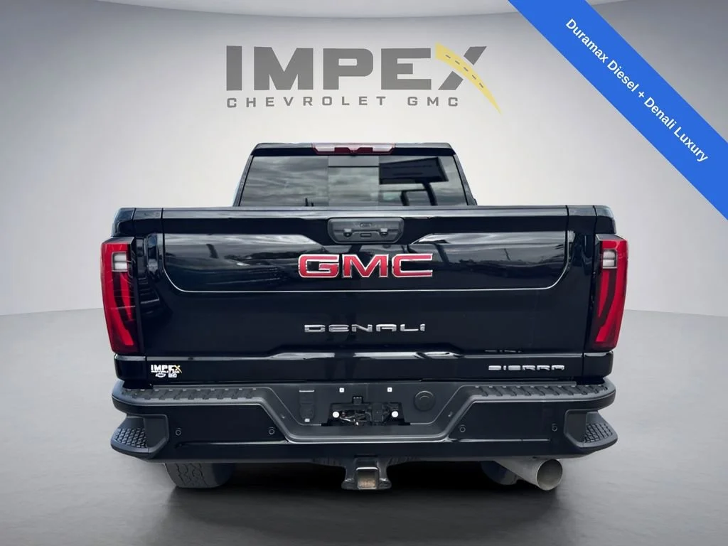 Used 2024 Onyx Black GMC Denali image 5