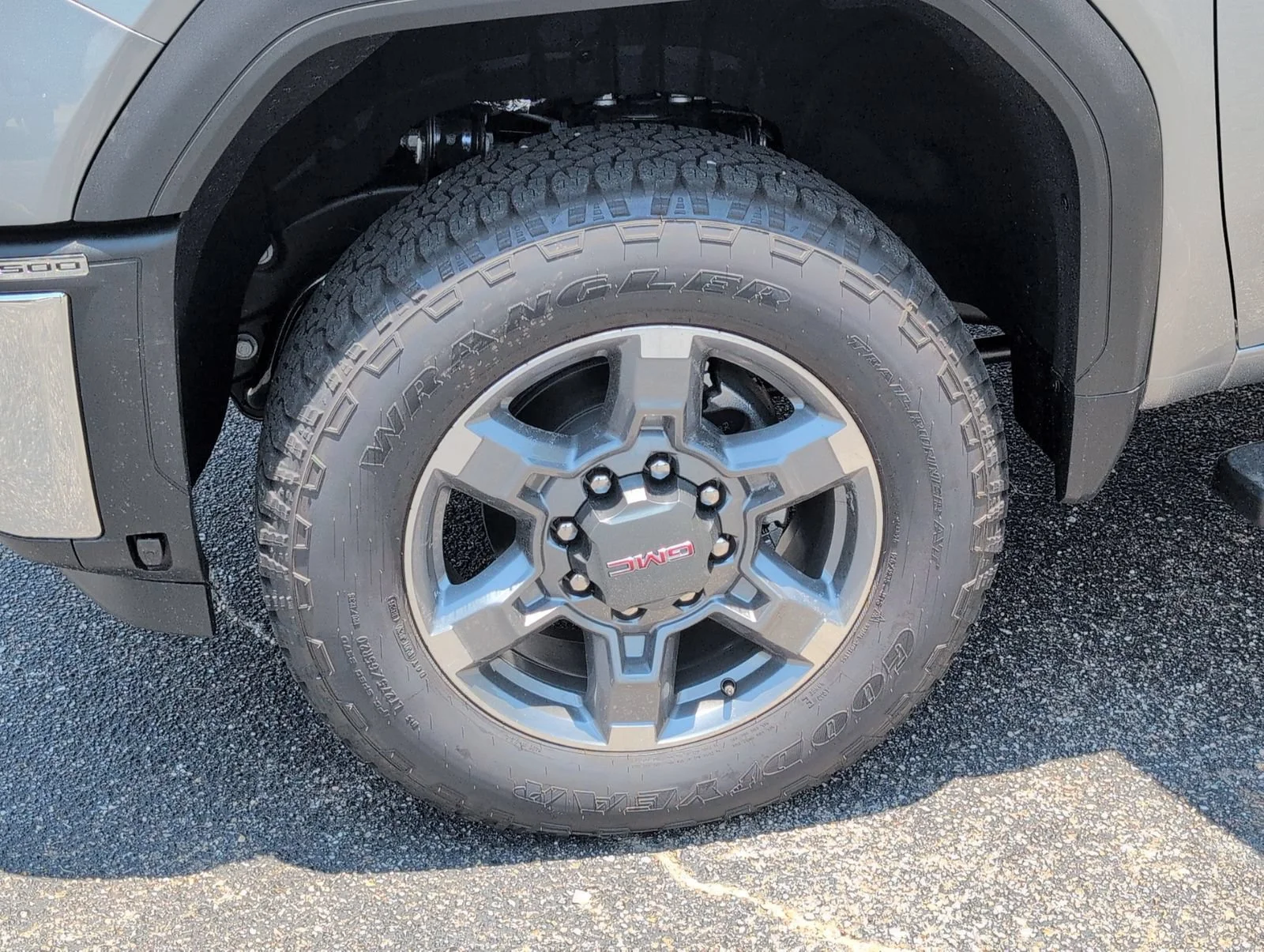 New 2026 Sterling Metallic GMC SLE image 11