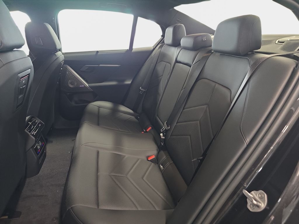 New 2027 Dark Graphite Metallic BMW 550e xDrive image 9