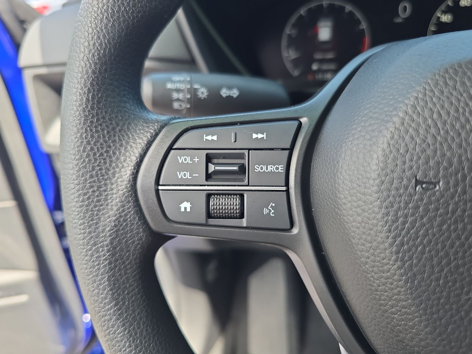 2025 Honda CR-V EX - Photo 22