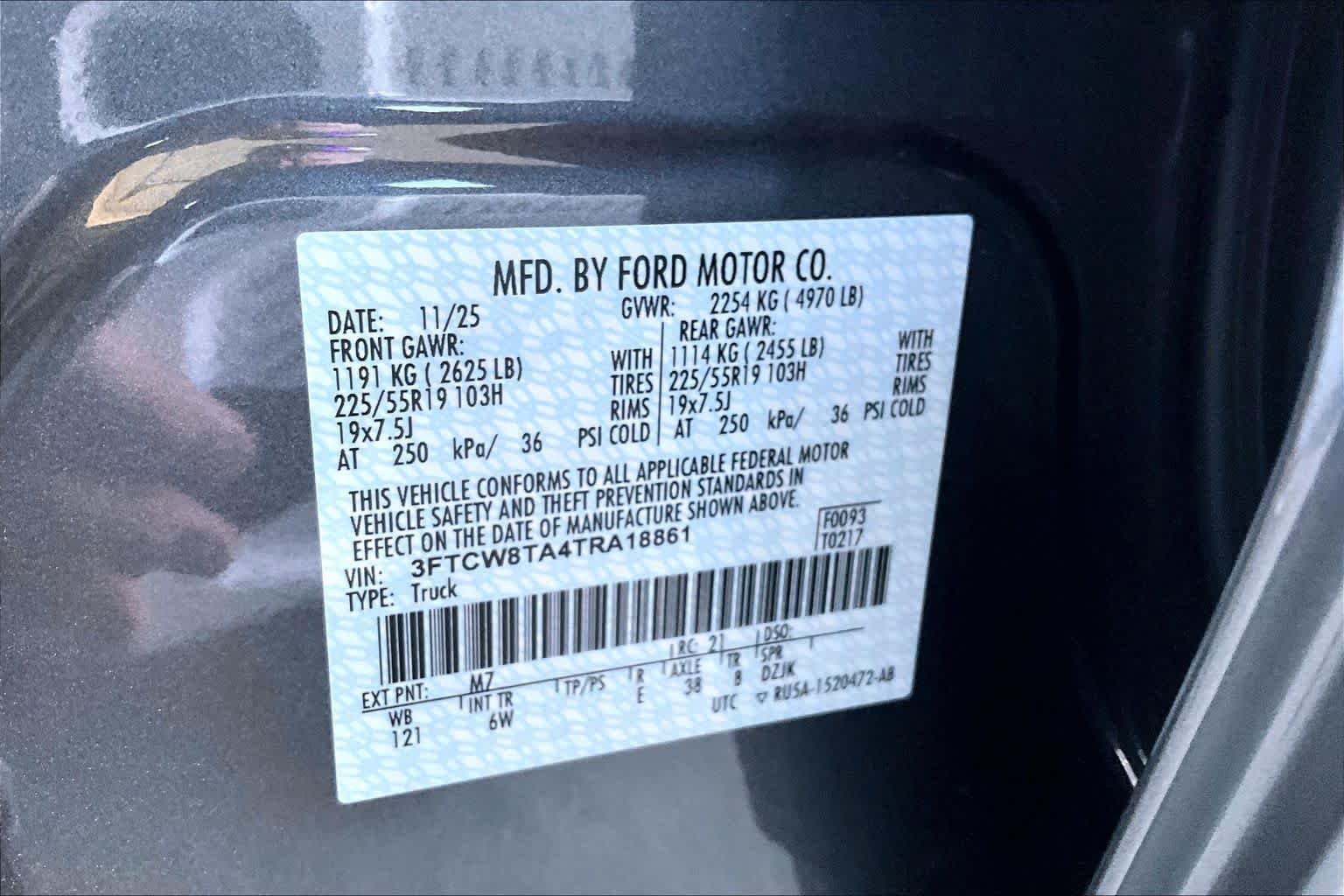New 2026 Carbonized Gray Metallic Ford Lobo™ image 16