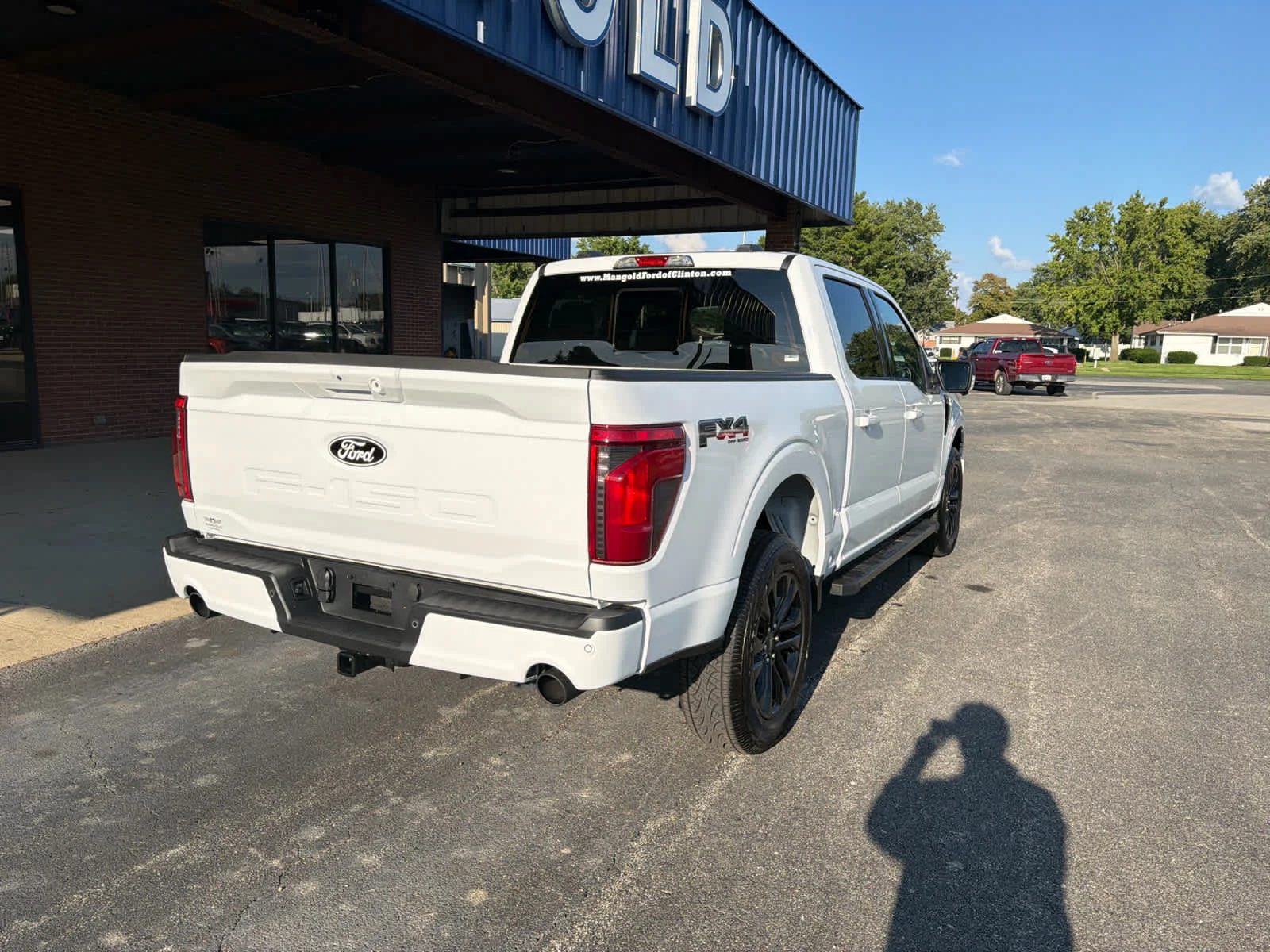 New 2026 Oxford White Ford XLT image 8