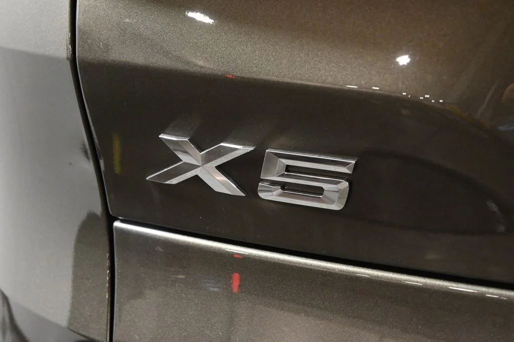 New 2026 Green BMW xDrive50e image 38