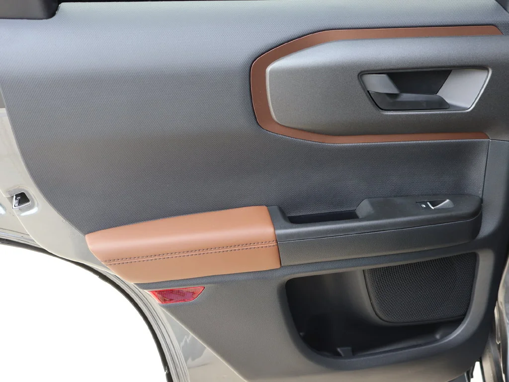 New 2026 Carbonized Gray Metallic Ford Outer Banks® image 15