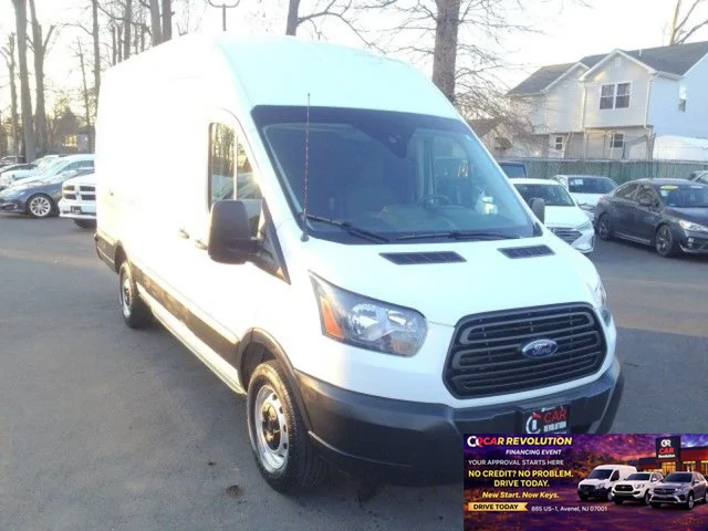 Pre-Owned 2019 Ford T-350 Transit Cargo Van w/ rearCam