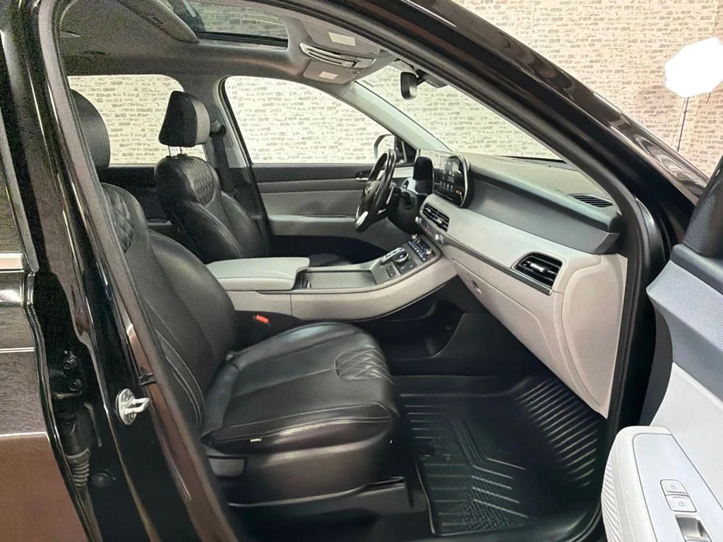 Used 2020 Becketts Black Hyundai SEL image 11
