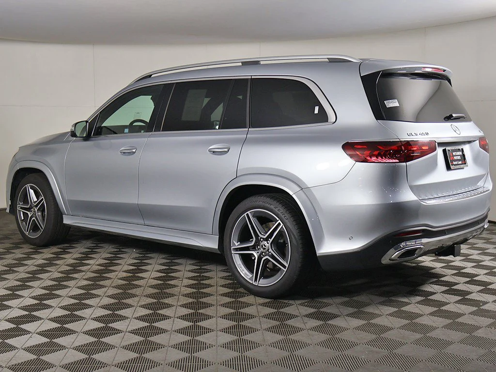 Used 2025 Silver Mercedes-Benz GLS 450 image 13