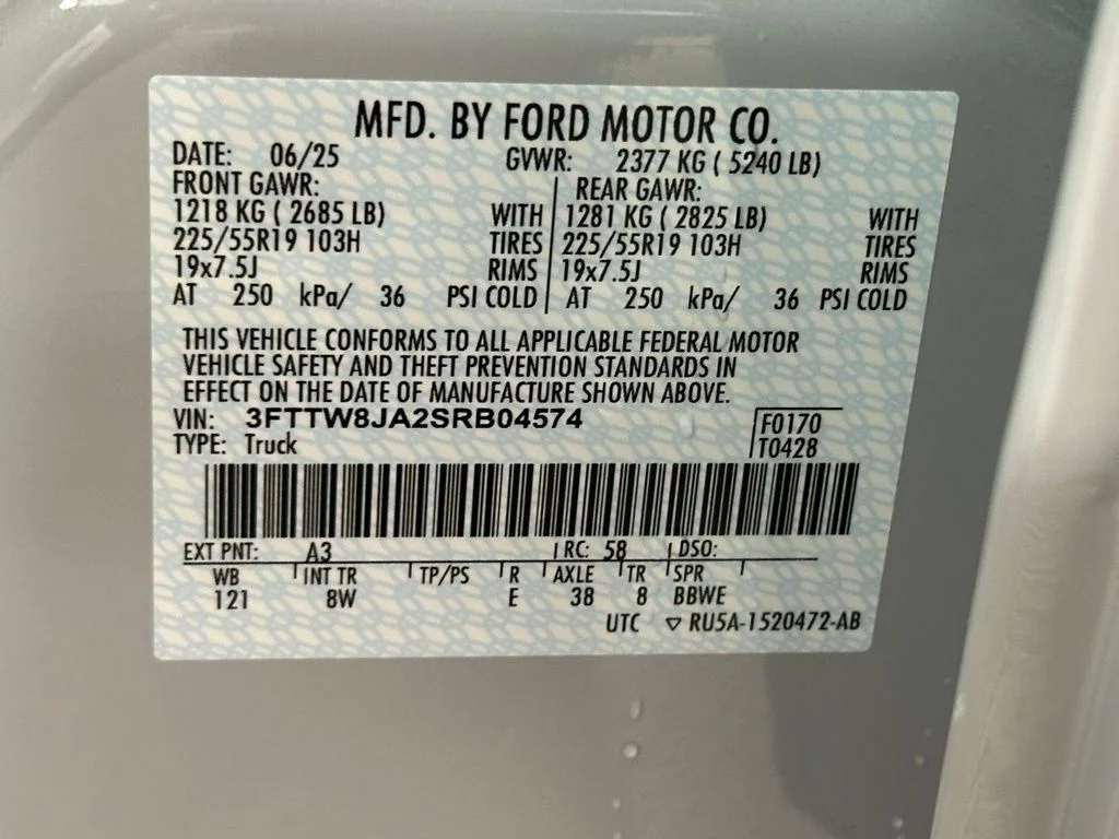 2025 Ford Maverick XLT - Photo 8