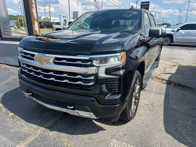 Used 2023 Black Chevrolet High Country image 4