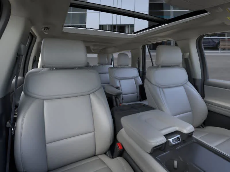 New 2026 Star White Metallic Tri-Coat Ford MAX Active image 10