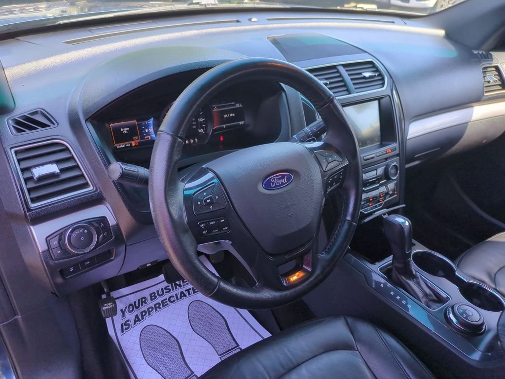 Used 2017 Blue Ford XLT image 13