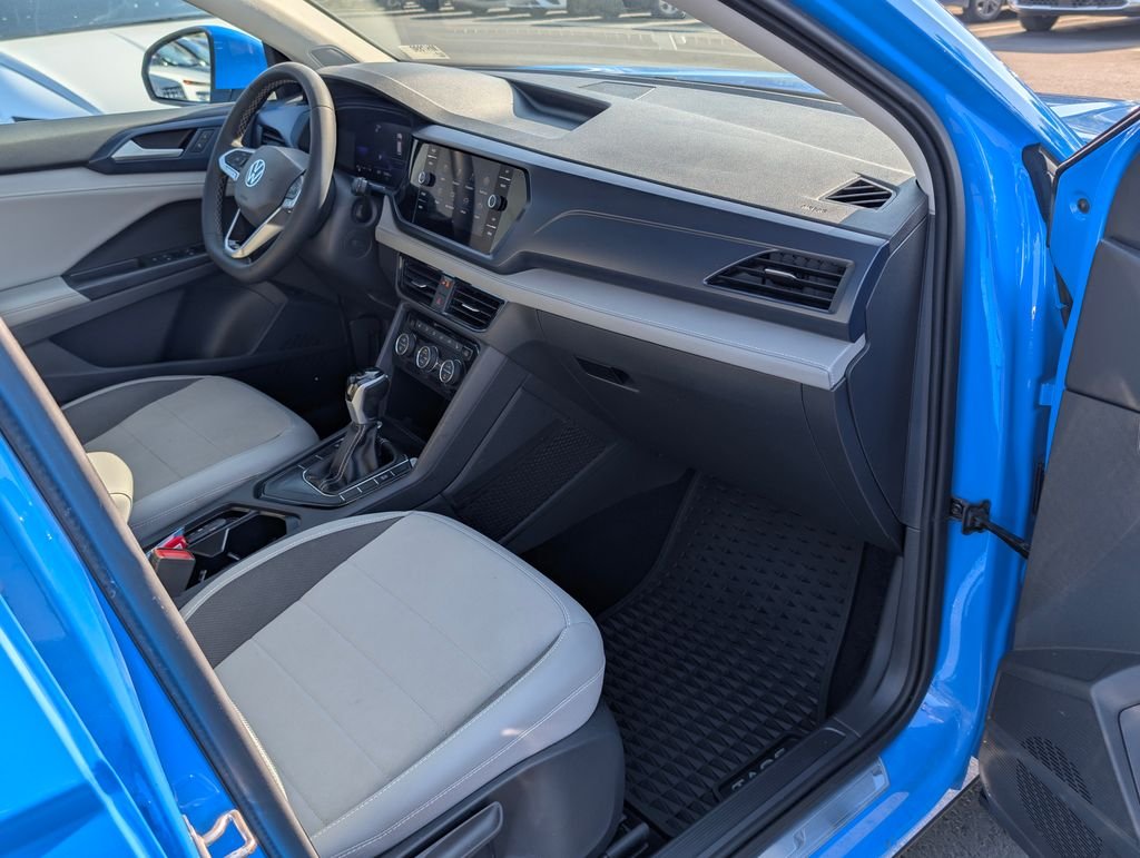 2024 Volkswagen Taos SE - Photo 9