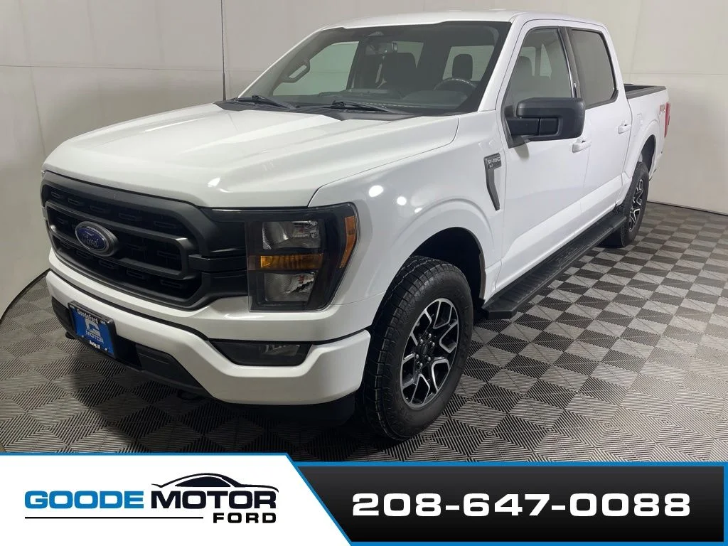 Certified Used 2023 Oxford White Ford XLT image 4
