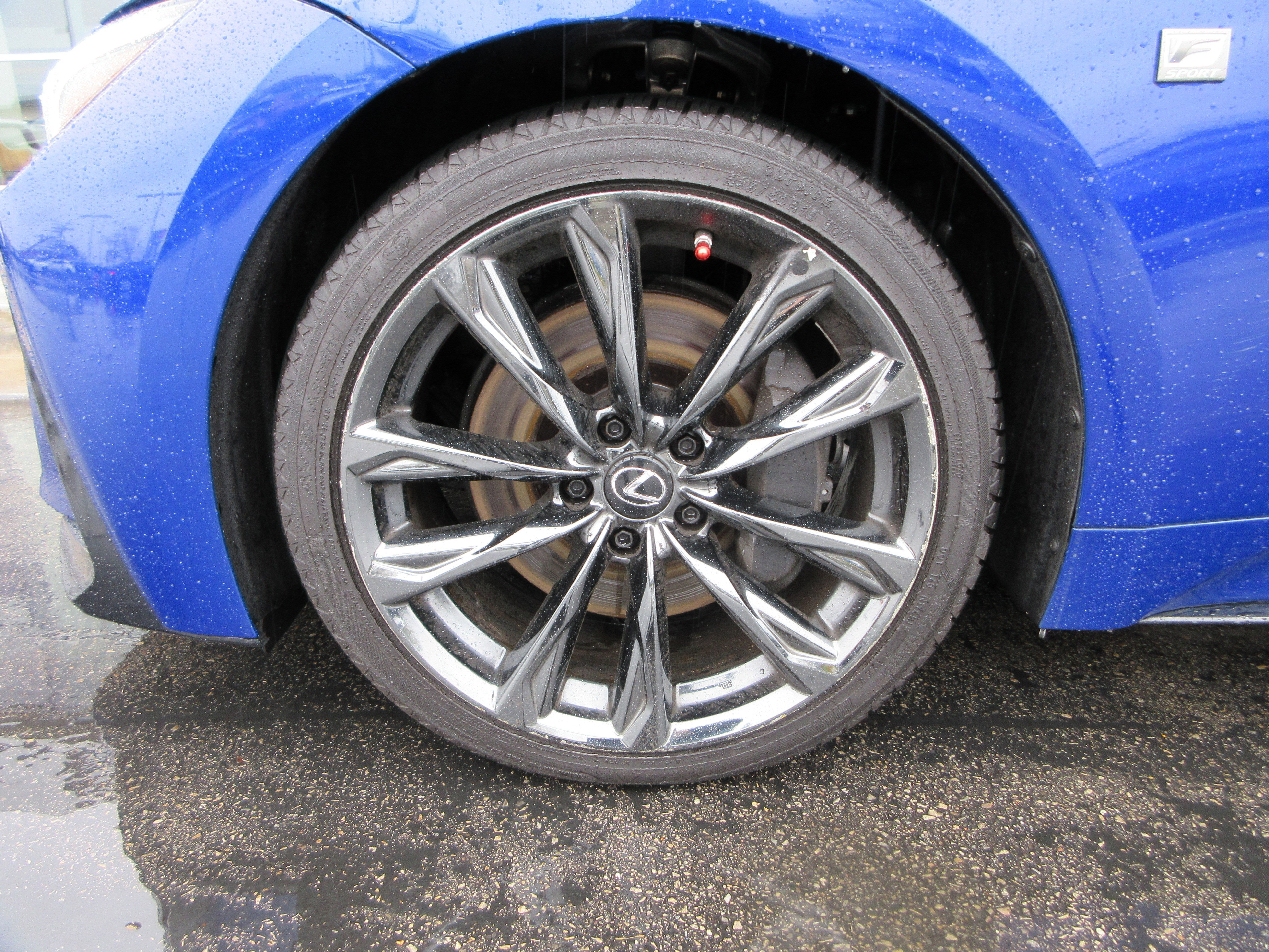 2024 Lexus IS 350 F SPORT - Photo 19