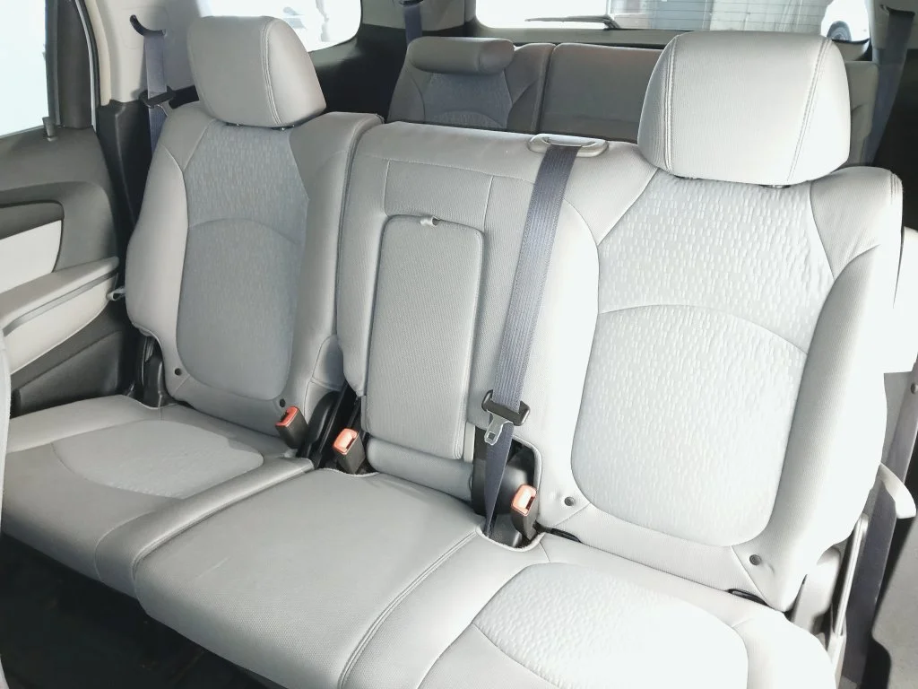 Used 2007 White GMC SLE 1 image 14