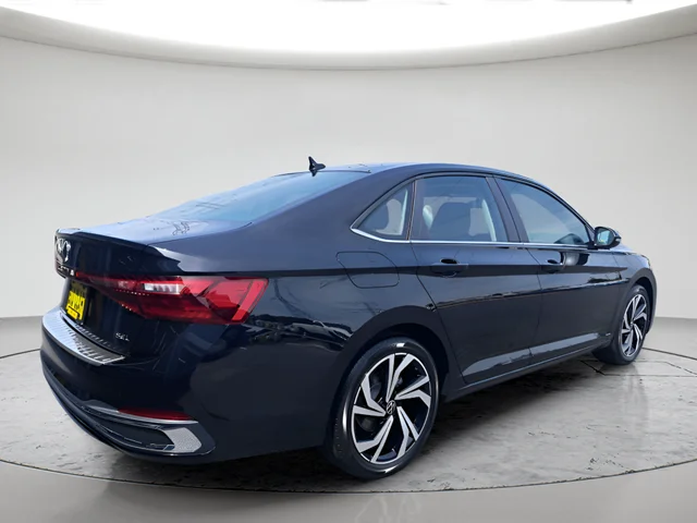 New 2026 Deep Black Pearl Volkswagen 1.5T SEL image 3