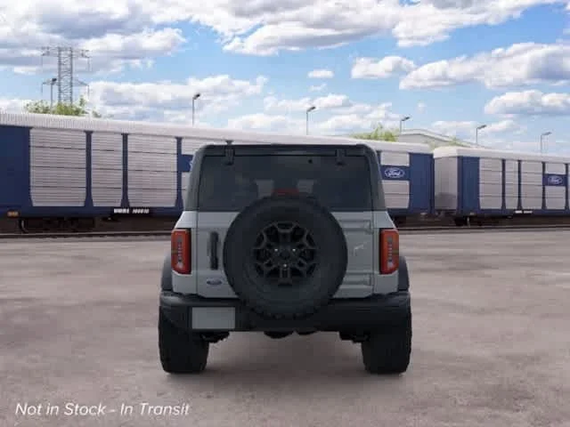 New 2026 Avalanche Gray Ford Badlands image 5