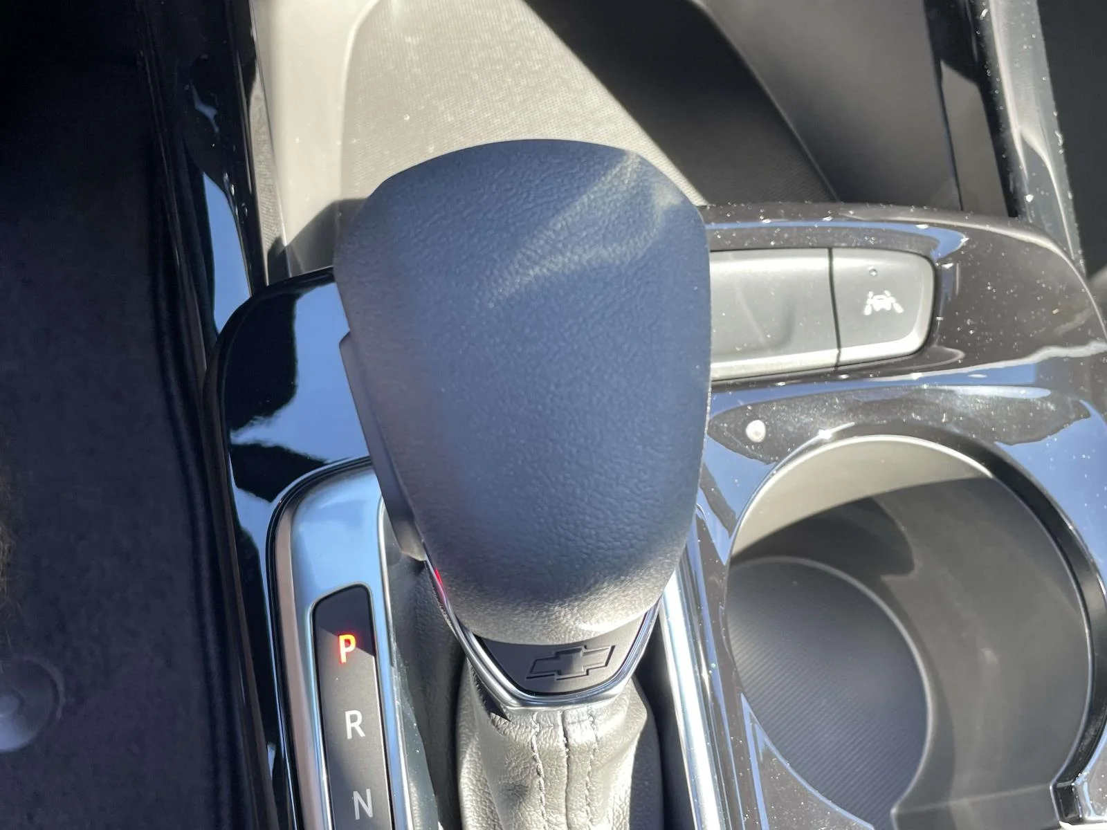 New 2026 Summit White Chevrolet LT image 22