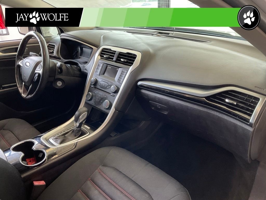 Used 2016 White Ford SE image 17