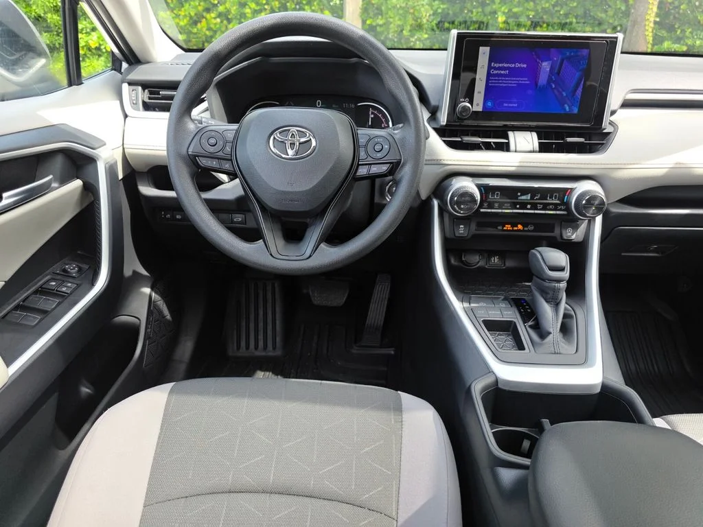 Used 2025 Silver Toyota XLE image 7