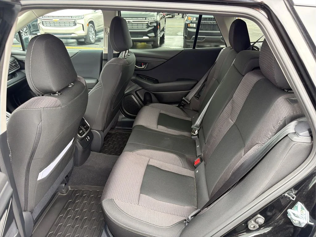 Used 2025 Crystal Black Silica Subaru Premium image 20